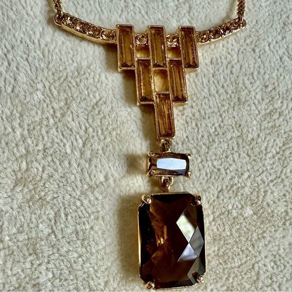 CAROLEE Vintage Gold Necklace with Brown Crystals & Heart Tag – 18” Total - Picture 8 of 17